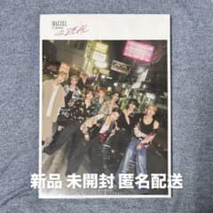 【新品未開封】 MAZZEL 写真集「with ZEAL」のサムネイル