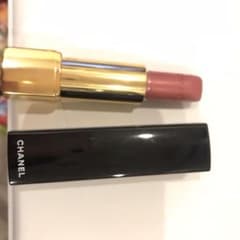 CHANELのサムネイル