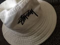 ステューシー　stussy バケットハットのサムネイル