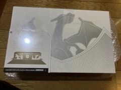【新品未開封】ウルトラプレミアムコレクション　リザードン　海外限定