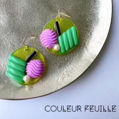 カラフルポップなピアス/イヤリングのサムネイル