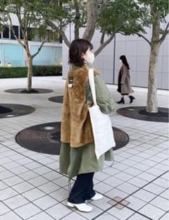 Barbour A297 ACRYLIC LINING ファーベスト C40のサムネイル