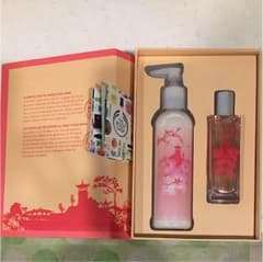 ザ・ボディショップ   サクラオードトワレ50ml&ボディーローション250mlのサムネイル