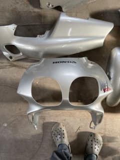 HONDA nsー1 純正　実働者外し　シルバー外装パーツセットのサムネイル
