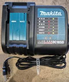 u*e様 Makita マキタ 充電器 DC18SD 本体のサムネイル