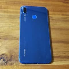 HUAWEI P20 Lite クラインブルー 32 GB SIMフリー背面割れのサムネイル