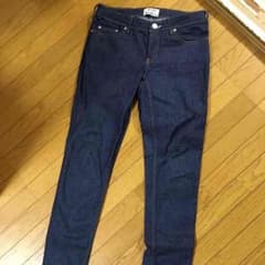 アクネacne デニムパンツのサムネイル