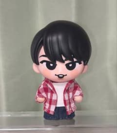 ♦みや♦ すのチルソフビ 服 宮舘涼太 man すのチルソフビ 衣装 太チェック✕デニム Snow Man 宮舘涼太 - メルカリ