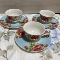花柄 カップ＆ソーサー 3客セットのサムネイル
