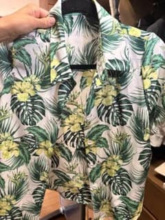 SHEIN アロハシャツ ボタニカル柄 半袖 Mサイズのサムネイル