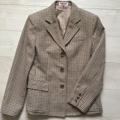 テーラードジャケット　制服　ユニフォーム　会社　オフィス　事務服　秋冬のサムネイル
