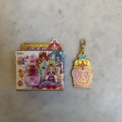 プリキュア 変身ダイキャストチャーム＆パッケージ　プリンセスパフュームのサムネイル