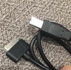 USB 30ピンケーブルのサムネイル