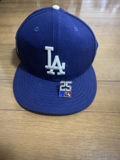 New Era ロサンゼルス・ドジャース キャップ 25周年記念　ピンズ付きのサムネイル