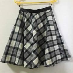 プロポーション＊フレアスカートのサムネイル