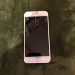 早い者勝ち！！激安短期出品docomo iPhone6 128GBモデルのサムネイル