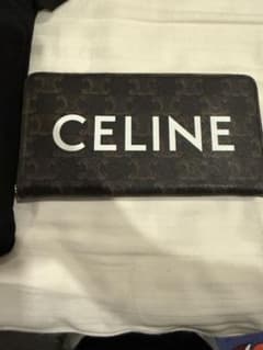24h限定価格CELINE セリーヌ ラージジップウォレット長財布 トリオンフ柄のサムネイル