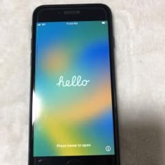 iPhone SE 第2世代 (SE2) ブラック 64 GBのサムネイル