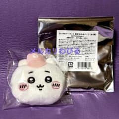 ちいかわ　おかおバッジ　ノベルティー　非売品　わびるのサムネイル
