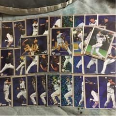 激安   プロ野球  カード   30枚以上ありのサムネイル