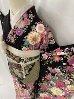 WA-Modern】正絹 振袖 7点フルセット - メルカリ