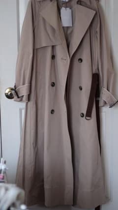 ぽんちゃん様専用　　AMERI VINTAGE トレンチコートのサムネイル