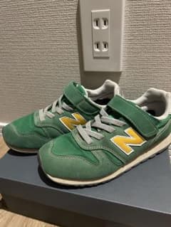 New Balance キッズ スニーカー グリーン サイズ19.5cmのサムネイル