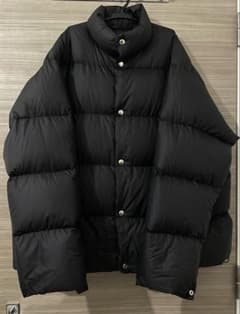 未使用に近い】comoli 24AW サイズ3 ダウンジャケット - メルカリ