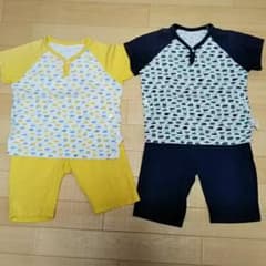 2枚セット☆ユニクロ パジャマ 90のサムネイル