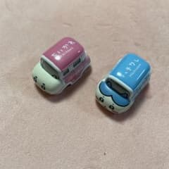 ちいかわ ハチワレ トミカ 2台セットのサムネイル