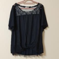 お値下げ✿紺色　チェック　レース　首元ビジュー　トップスのサムネイル