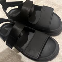 アグ　サンダル　美品のサムネイル
