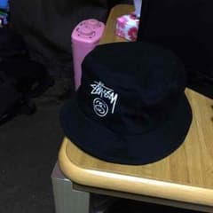 STUSSY バケットハットのサムネイル