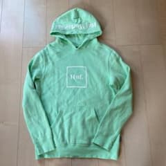 パーカーのサムネイル