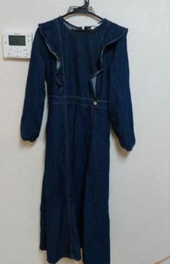 ZARA　デニムワンピースのサムネイル