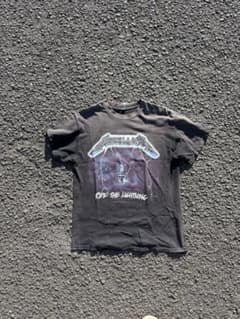 METALLICA Ride The Lightning Tシャツのサムネイル