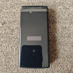 au KYOCERA K006 携帯電話 本体のサムネイル