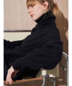 エレンディーク　タートルニットブラックCN ラクーンプルオーバー エレンディーク タートルニットブラックCN ラクーンプルオーバー