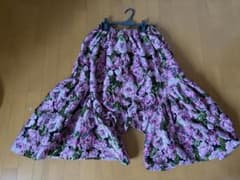 コムデギャルソン　本ライン　薔薇刺繍　変形パンツ コムデギャルソン 本ライン 薔薇刺繍 変形パンツ - メルカリ