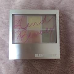 BLEND BERRY オーラクリエイション　002　ペッパーベリー＆オーロラのサムネイル