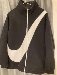 ※最終値下げ　NIKE リバーシブル SWOOSH シェルパ ボア ジャケットのサムネイル