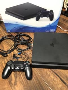 PS4(ジャンク品)のサムネイル