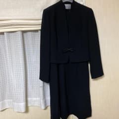 ブラックフォーマル 喪服 スーツのサムネイル