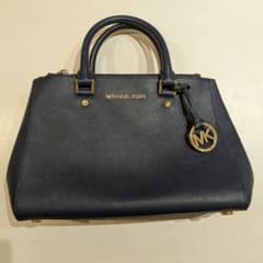 MICHAEL KORS ネイビー ハンドバッグのサムネイル