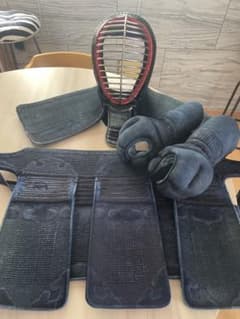 剣道 手刺 剣道具 千葉弘武堂製 面 小手 垂 セットのサムネイル