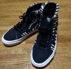 vans ハイカットスニーカー　 6.5インチ　24.5cm ハラコのサムネイル