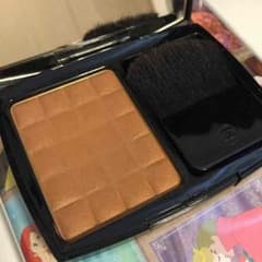 CHANEL フェイスパウダーのサムネイル
