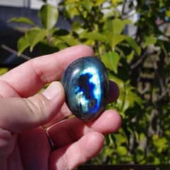 ラブラドライト パーム 青緑系シラー ブルーグリーンシラー 天然石