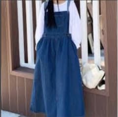 jemiremi なえなの着用　デニム　ジャンパスカートのサムネイル