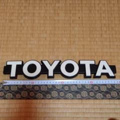 TOYOTA エンブレムのサムネイル